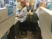 ALBERT HEIJN SUPERMARKET - ACTIVE AT THE COUNTER