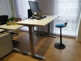 Very Stable Sit-stand desk SteelForce 670 | Electronically adjustable in height